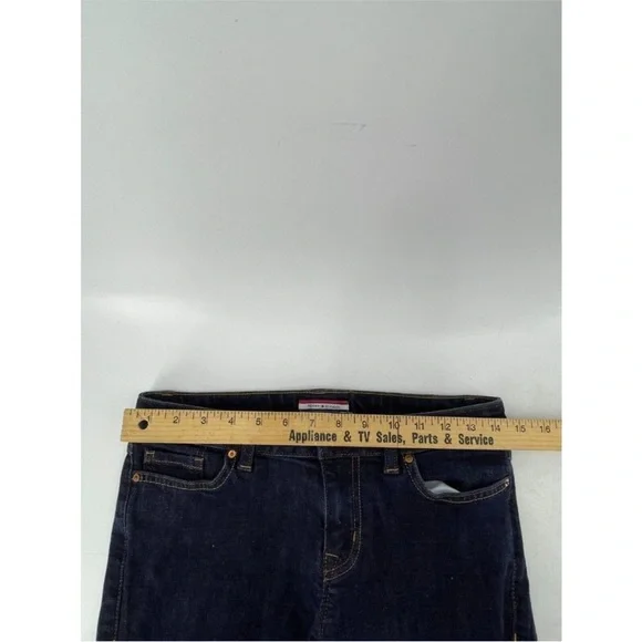 Tommy Hilfiger Women's Low Rise Dark Wash Bootcut Denim Jeans Size 4R - 28W - Picture 5 of 13